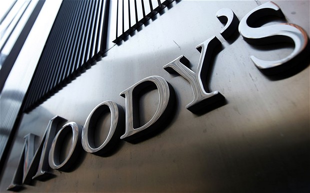 Moody’s: Αυξημένοι οι κίνδυνοι εφαρμογής της συμφωνίας