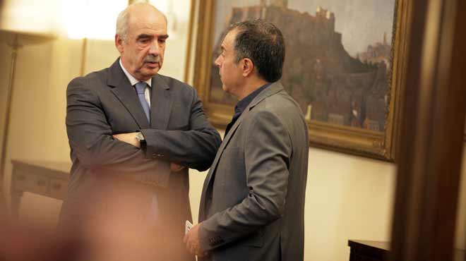 Συνάντηση Μεϊμαράκη – Θεοδωράκη – ΤΩΡΑ