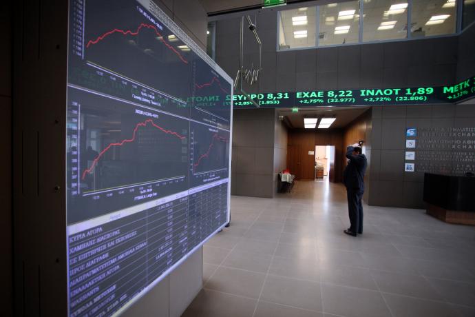 Reuters: Δύσκολη μέρα η αυριανή για το ελληνικό Χρηματιστήριο