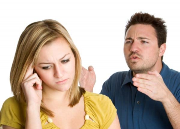 Σημάδια ότι η ζήλια κάποιου είναι άρρωστη