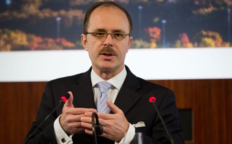 Διαψεύδει το γερμανικό ΥΠΟΙΚ το «τελεσίγραφο» στην Ελλάδα για τους πρόσφυγες