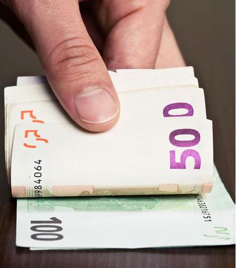 Έρχεται ψαλίδι έως 5% για τα ειδικά μισθολόγια