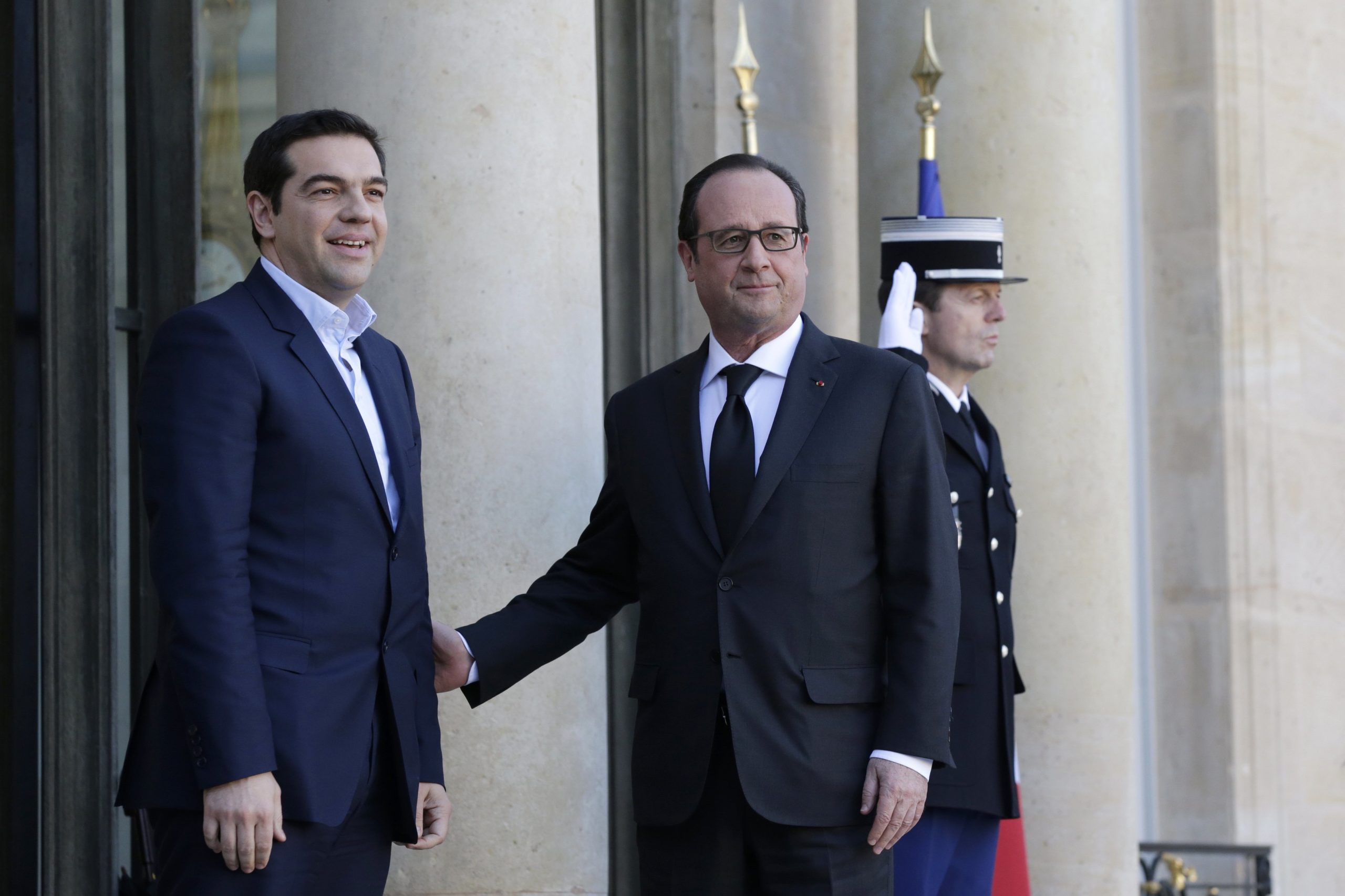 Καθοριστική συνάντηση Τσίπρα-Ολάντ για τη συμφωνία