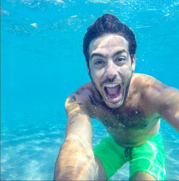 Το υποβρύχιο φιλί του Κώστα Μαρτάκη – ΦΩΤΟ