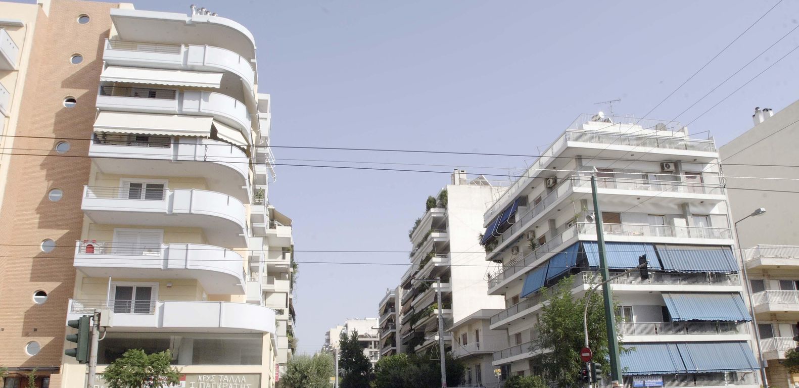 Μείωση κατά 5,6% στις τιμές των διαμερισμάτων