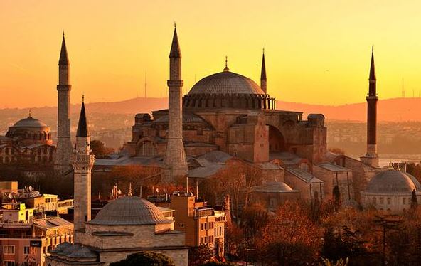 Ο φόβος επιθέσεων πλήττει τον τουρισμό στην Τουρκία