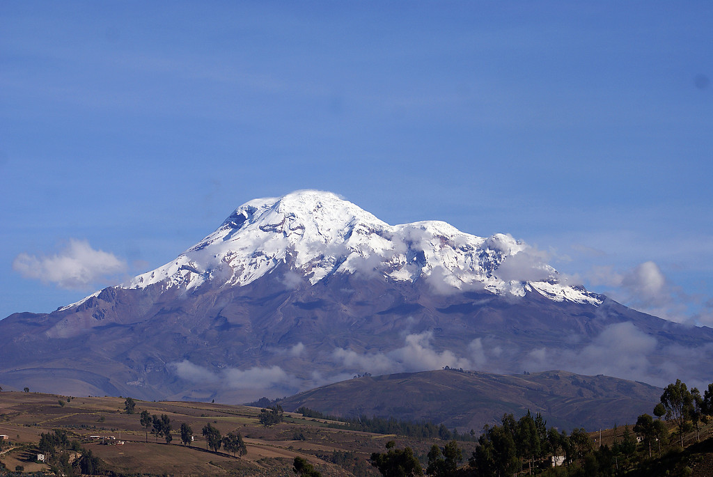 Βρέθηκαν λείψανα ορειβατών στο ηφαίστειο Τσιμποράζο