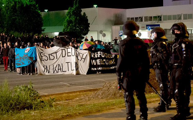 Απαγορεύτηκαν οι διαδηλώσεις σε γερμανική πόλη για την αποφυγή επεισοδίων