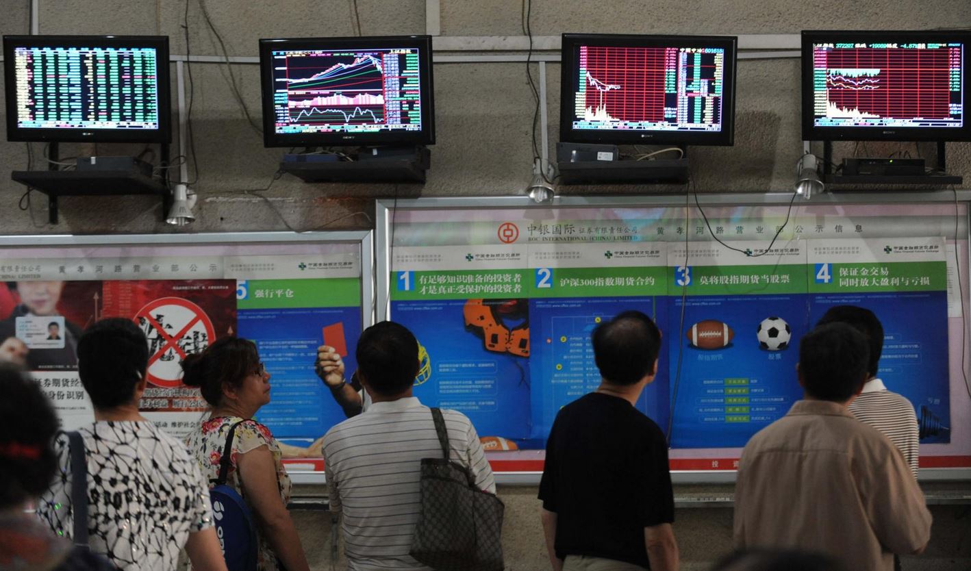 Ανάσες στις ασιατικές αγορές από την “ένεση” στην Κίνα