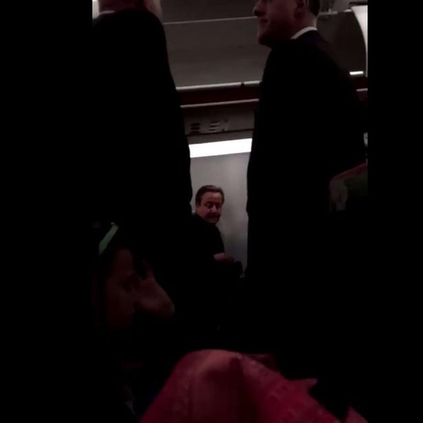 David Cameron eats Pringles on EasyJet