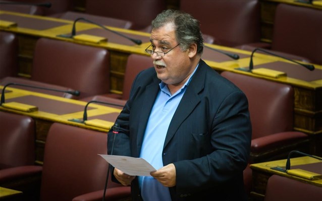 Αποχώρησαν από την Πολιτική Γραμματεία του ΣΥΡΙΖΑ οι Λεουτσάκος, Νταβανέλος και Παπαδόγιαννη