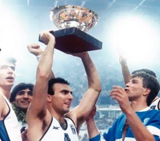 O Γκάλης αποθεώνει την Εθνική Εφήβων