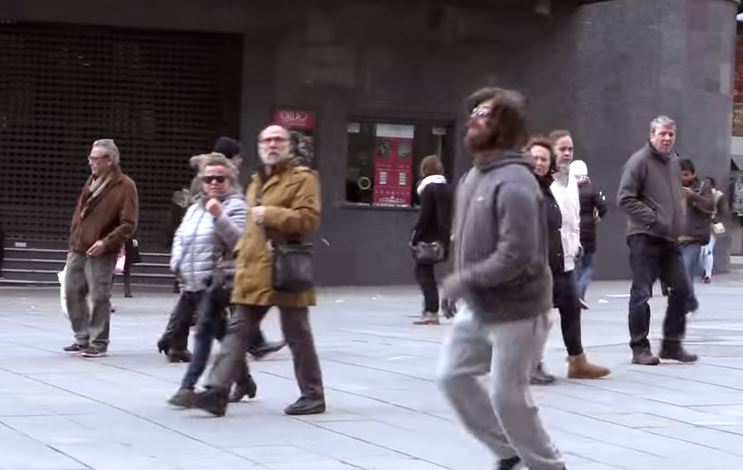 Ο “άστεγος” Ρονάλντο και το ΒΙΝΤΕΟ που έγινε viral