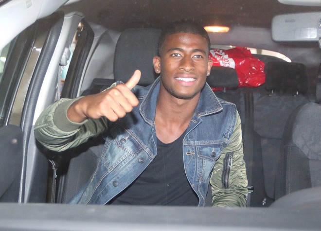 Ήρθε στην Αθήνα ο Σεμπά – ΦΩΤΟ