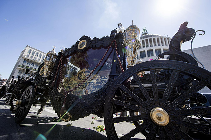 Κηδεία υπερπαραγωγή για μαφιόζο στη Ρώμη – ΒΙΝΤΕΟ