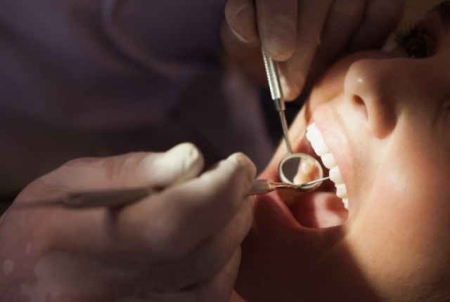 Τα οδοντιατρικά προβλήματα των Ελλήνων λόγω οικονομικής κρίσης