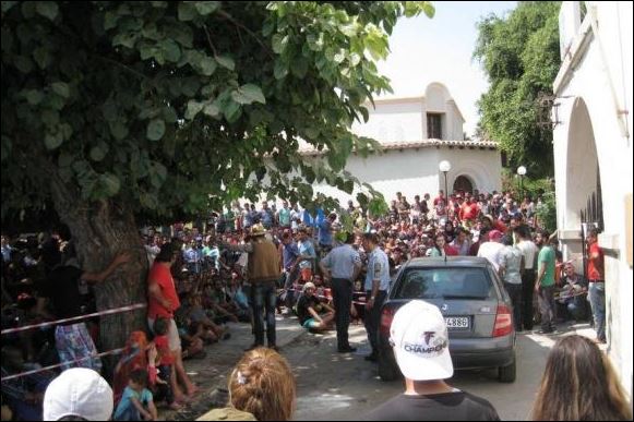 Κως: Τα μεσάνυχτα η επιβίβαση των προσφύγων στο πλοίο