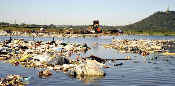 40.000 άνθρωποι εγκατέλειψαν τα σπίτια τους στην Παραγουάη