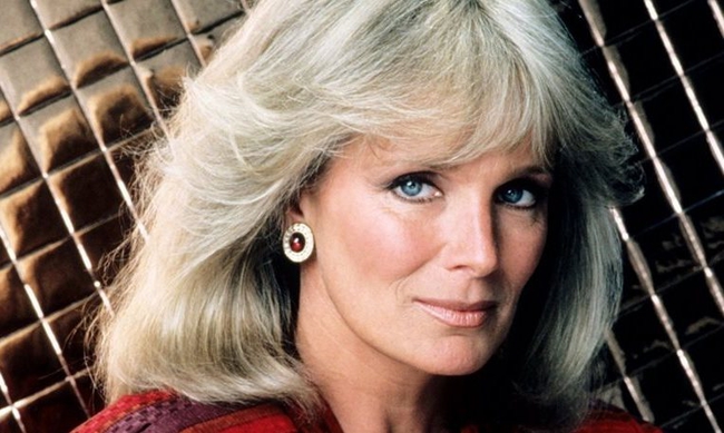 Αγνώριστη από τις πλαστικές η Linda Evans – ΦΩΤΟ