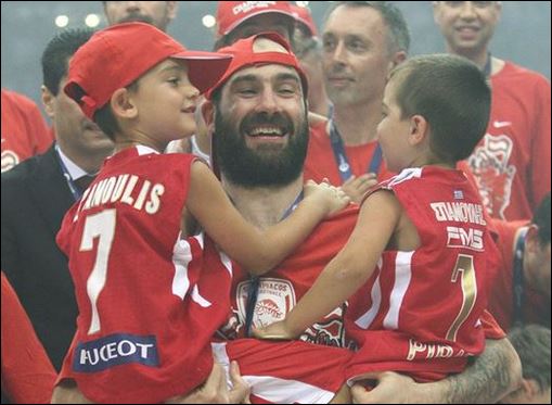 Τρεις γιοι και μία… κόρη για τον Σπανούλη