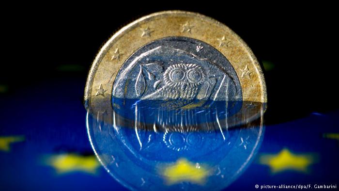Ενισχύεται το ευρώ