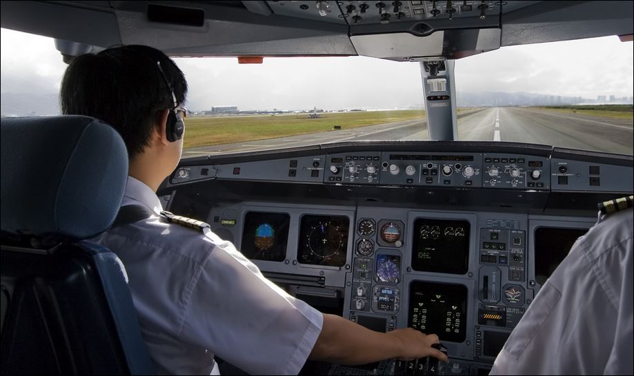 Ινδονησιακό αεροσκάφος με 54 επιβάτες εξαφανίστηκε από τα ραντάρ