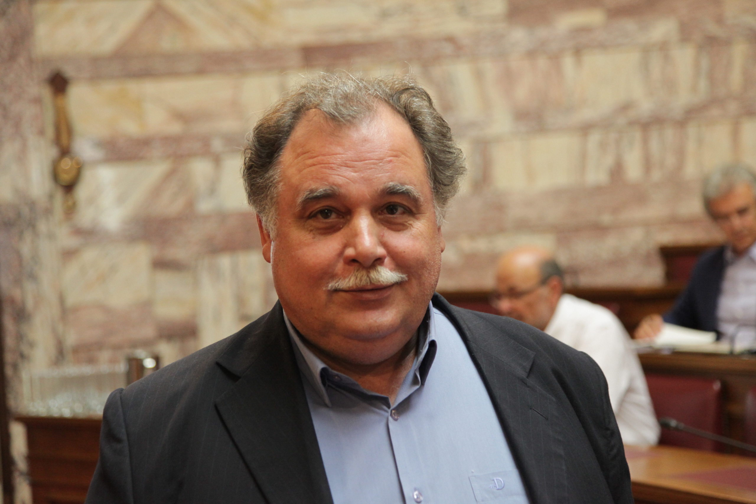 Λεουτσάκος για Βαρουφάκη: Είναι γελοίο να μιλάμε για εσχάτη προδοσία