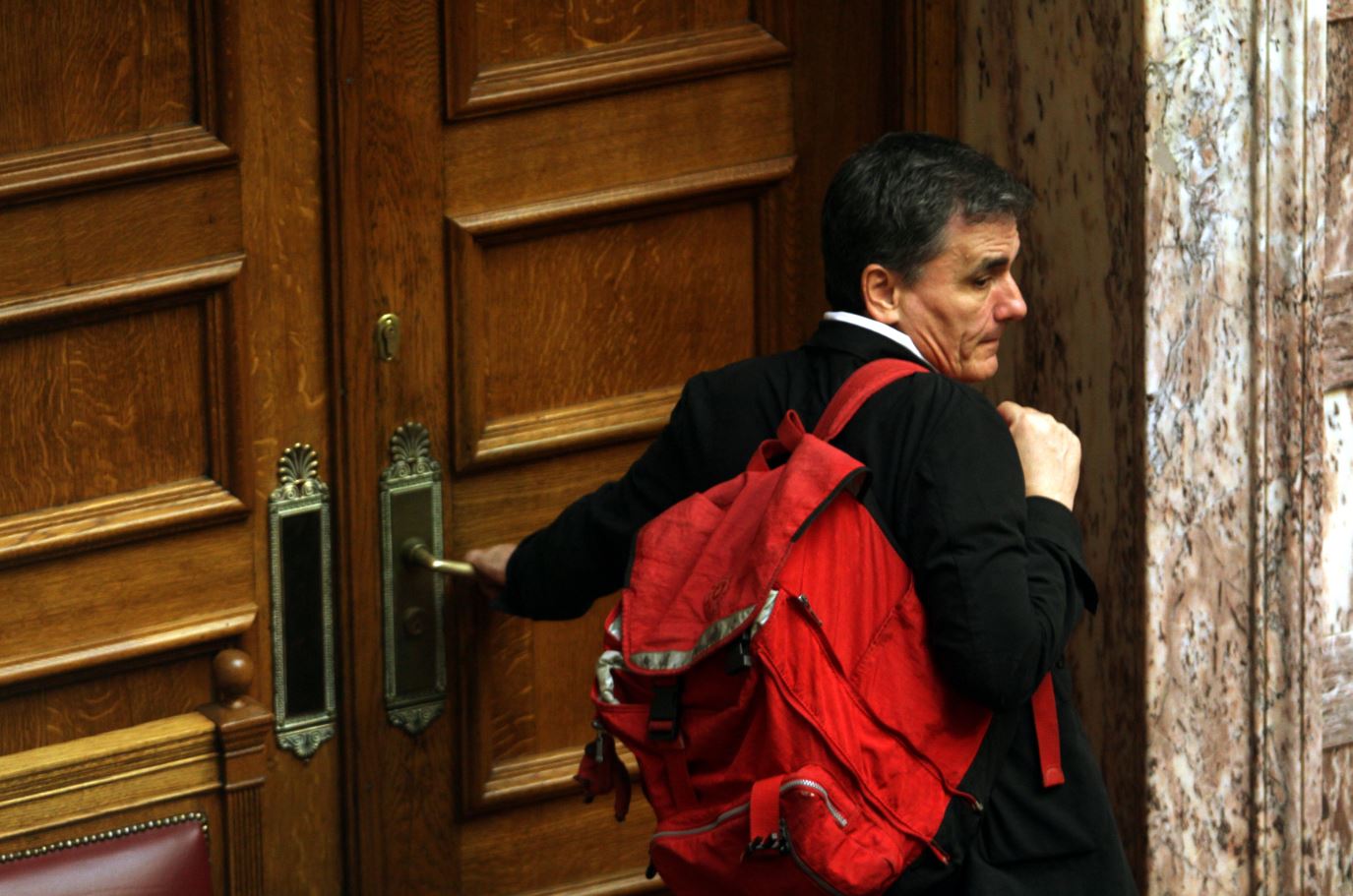 Οι σημειώσεις του Τσακαλώτου – ΦΩΤΟ