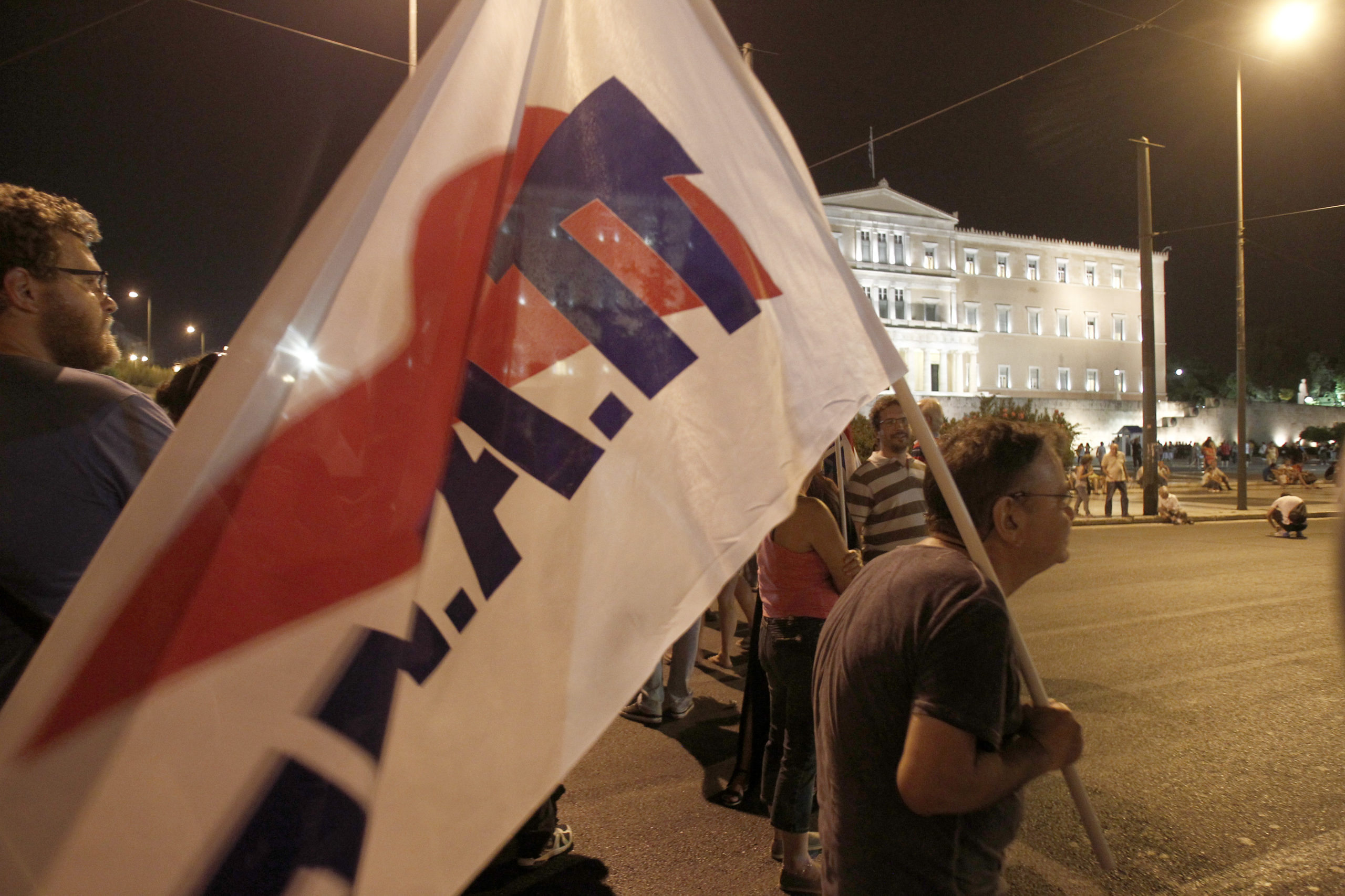 Άνοιξαν οι δρόμοι στο Σύνταγμα