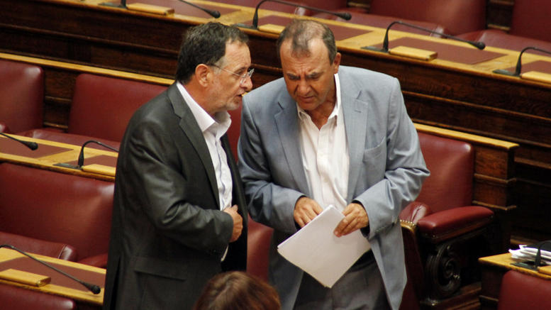 Μοίρασαν ρόλους στη “Λαϊκή Ενότητα”