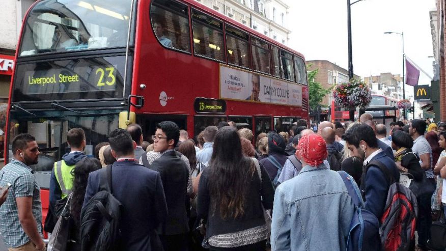 Χάος στο Λονδίνο από την απεργία στο μετρό