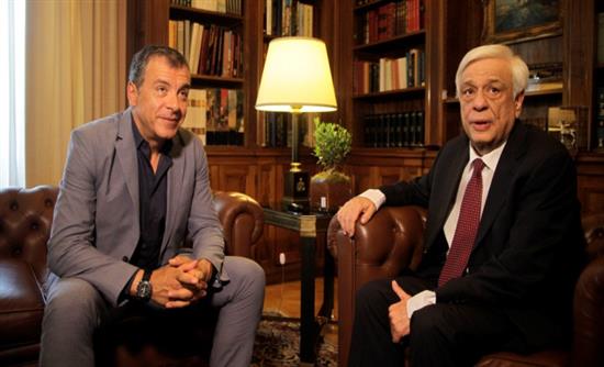 Στο Προεδρικό το μεσημέρι ο Θεοδωράκης