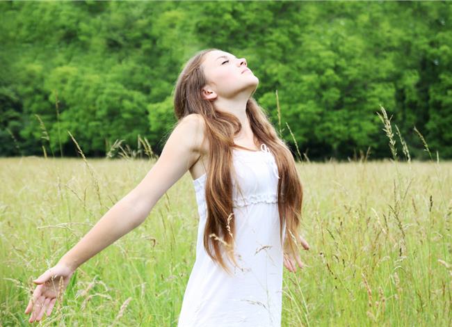 Άσκηση: Πώς να μειώσεις το στρες με τη σωστή αναπνοή