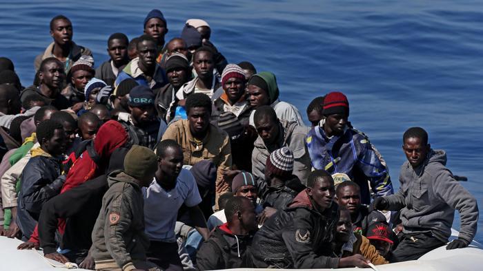 25 νεκροί από το ναυάγιο του αλιευτικού ανοιχτά της Λιβύης