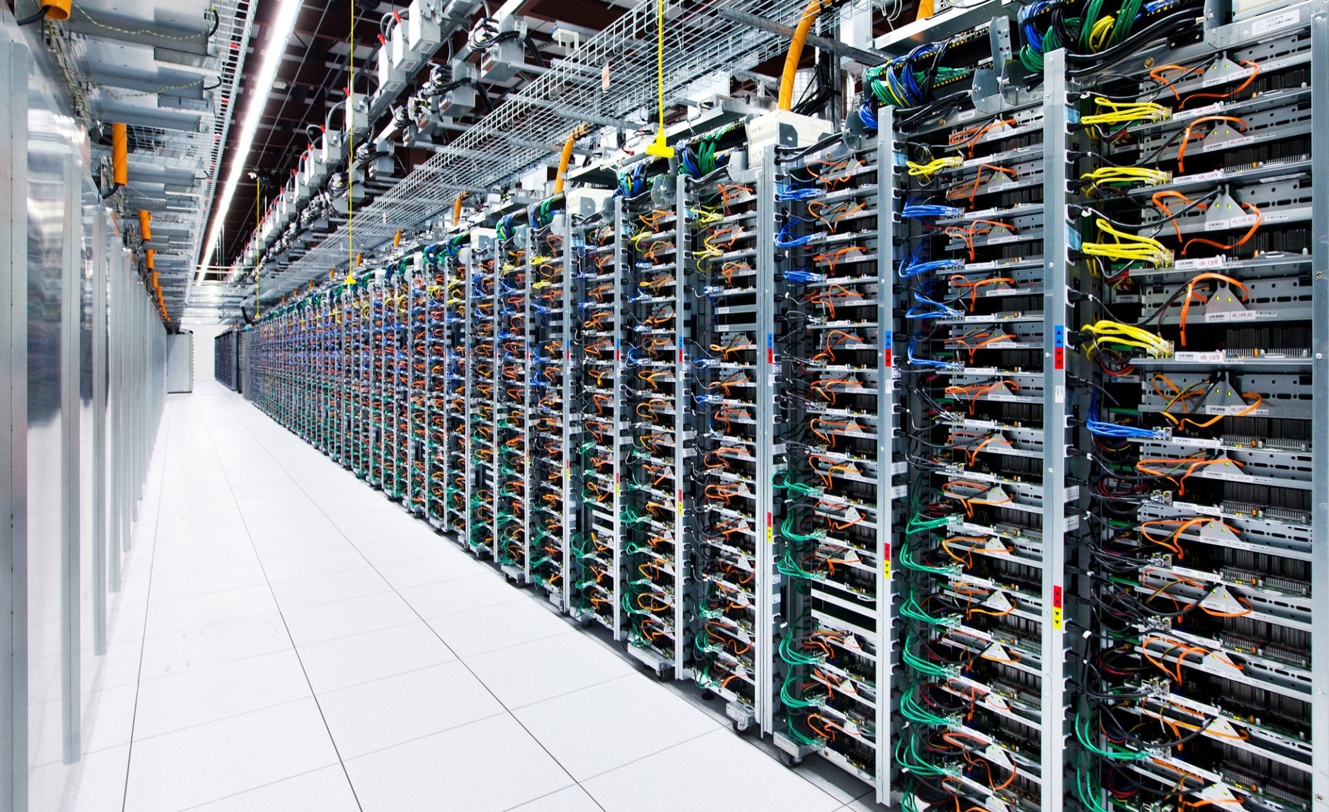 Αυτοί είναι οι 100.000 servers της Google – ΦΩΤΟ