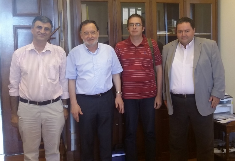 Στη “Λαϊκή Ενότητα” ο “Νέος Αγωνιστής”