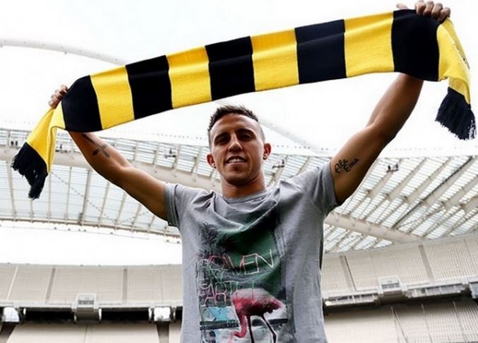 Υπέγραψε για δυο χρόνια στην ΑΕΚ ο Μπουονανότε