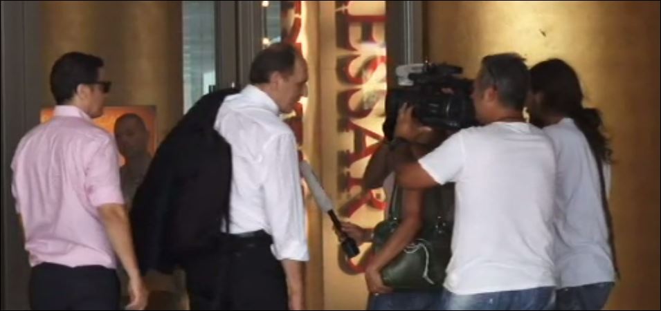 Στο Χίλτον ο Σταθάκης – ΒΙΝΤΕΟ