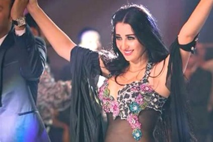 Αίγυπτος- Χορεύτριες καταδικάστηκαν σε φυλάκιση 6 μηνών λόγω βίντεο κλιπ