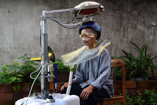 Η συσκευή που πλένει και στεγνώνει τα μαλλιά σε 5′ – ΦΩΤΟ