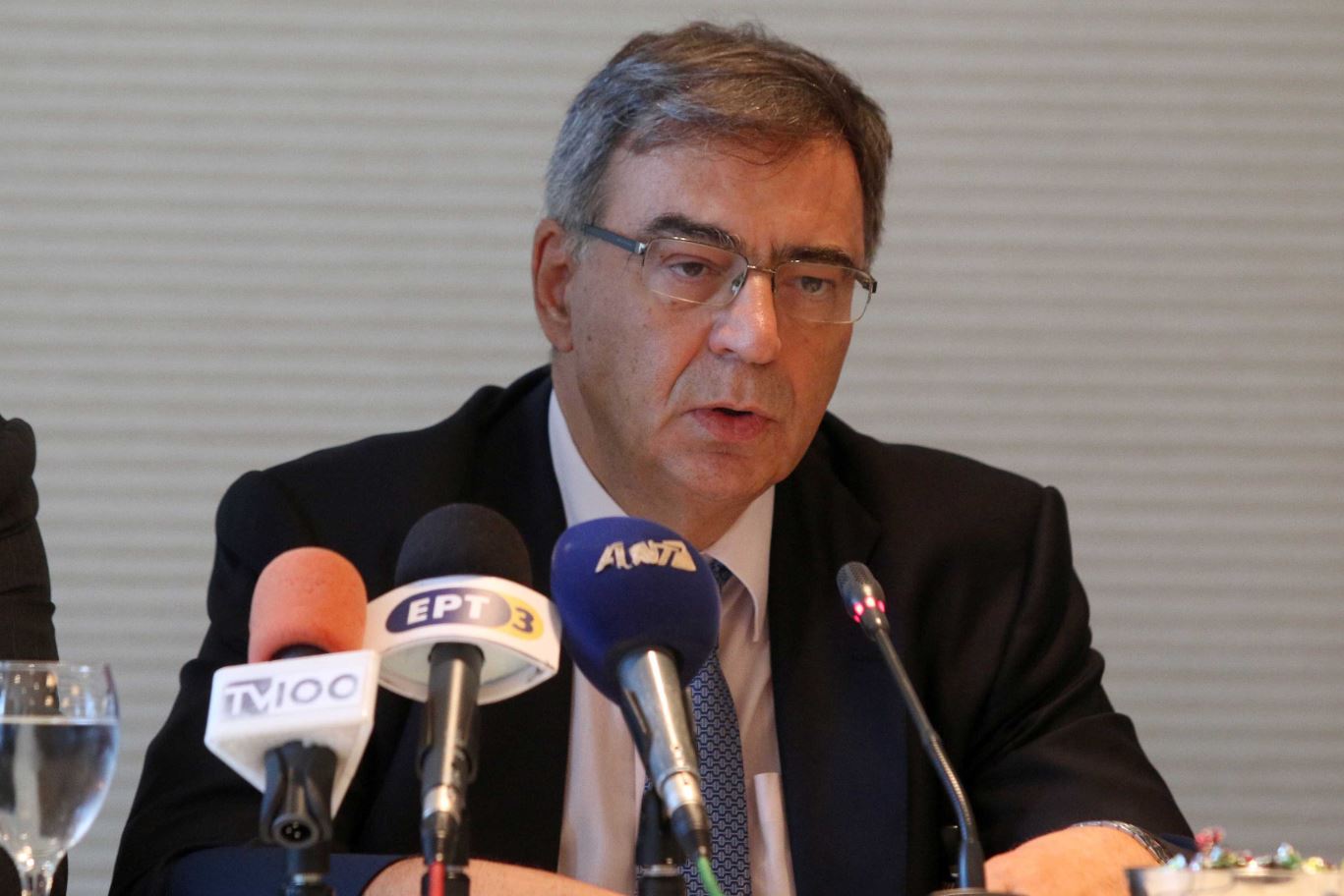 Ο απρόσμενος διάλογος του Χριστοδουλάκη με τον μητροπολίτη Άνθιμο