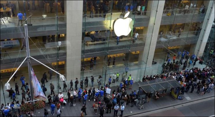 Φρενίτιδα στον πλανήτη για τα νέα iPhone – ΦΩΤΟ