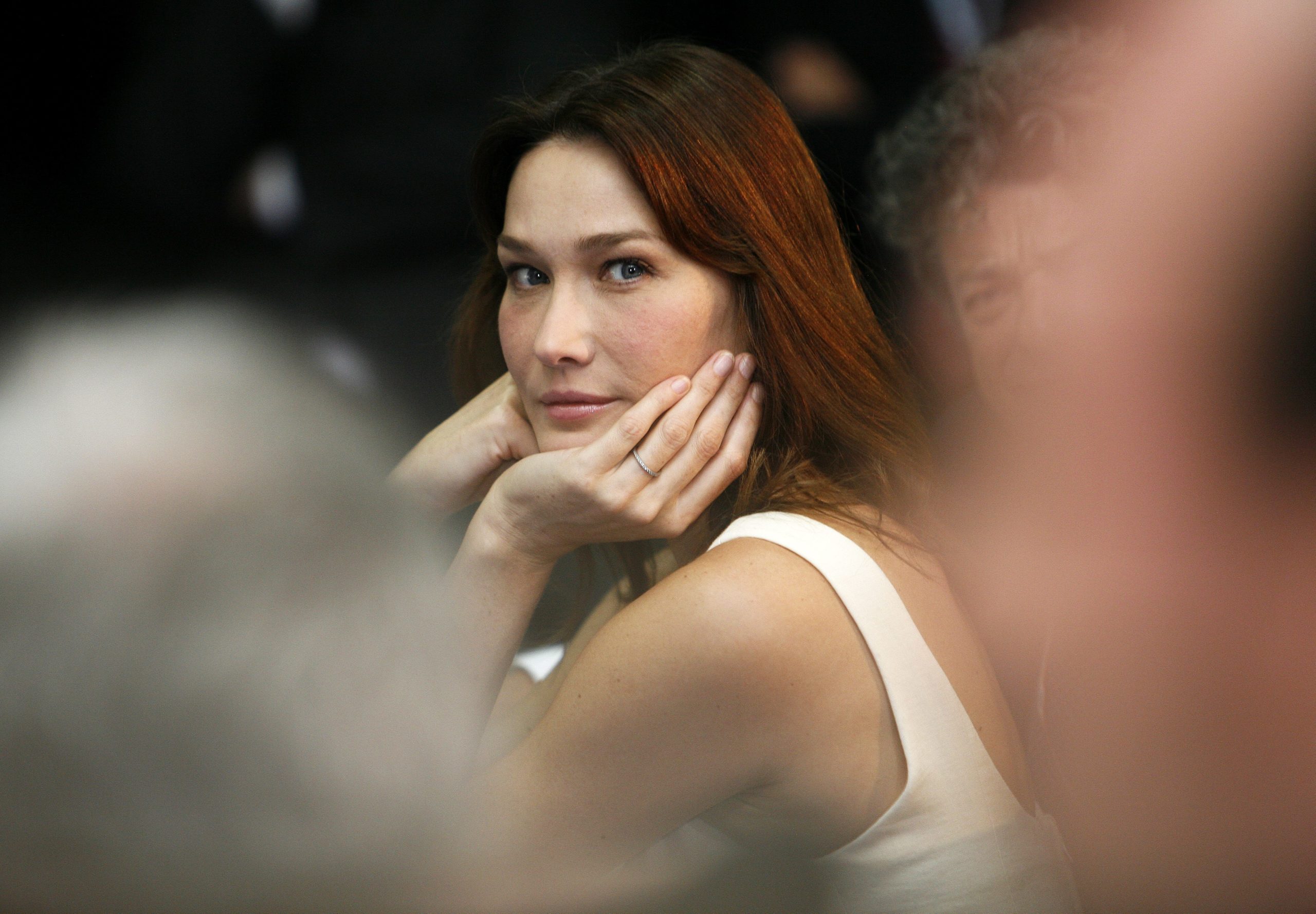 Νέα καριέρα για την Κάρλα Μπρούνι