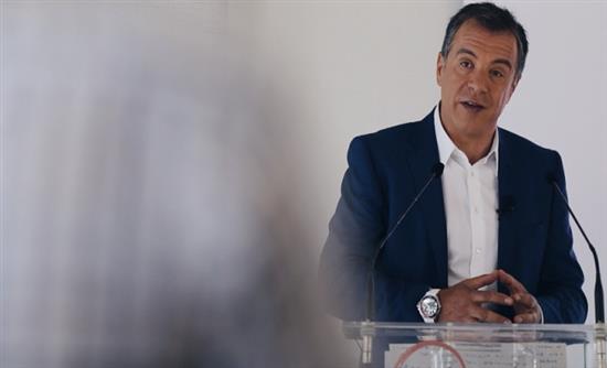 Θεοδωράκης: Καλούμε τον κόσμο να ψηφίσει, δυνατά, το Ποτάμι