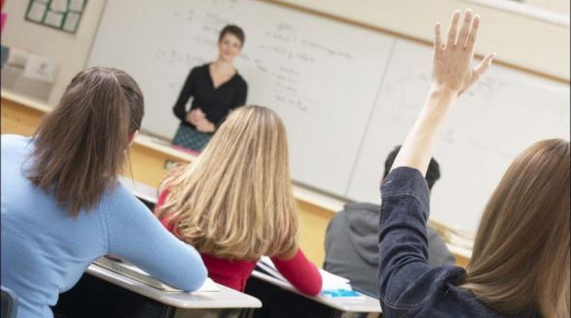 Συνέντευξη Τύπου από τους γονείς για τον ΦΠΑ στην ιδιωτική εκπαίδευση