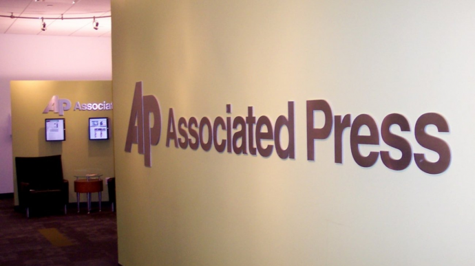 Associated Press: Ήρθε η ώρα των μεταρρυθμίσεων για τη νέα ελληνική κυβέρνηση