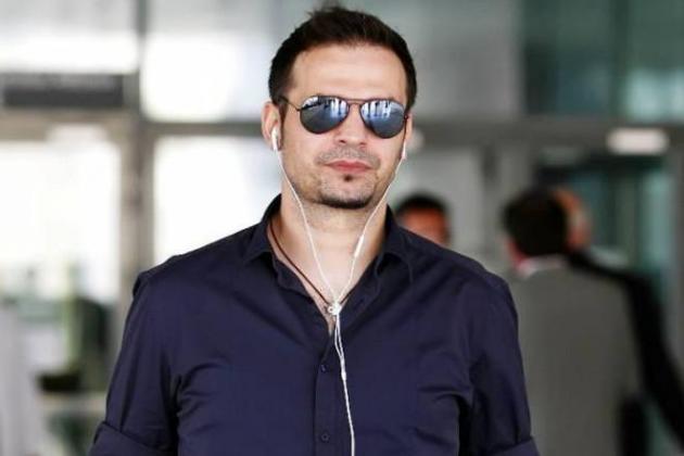 Ο Ντέμης έγινε ξανθός – ΦΩΤΟ