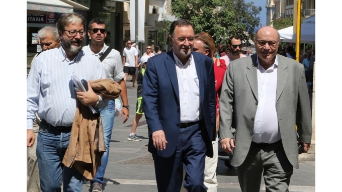 Λαφαζάνης: Ο Τσίπρας πάει για μαλλί αλλά μπορεί να βγει και κουρεμένος