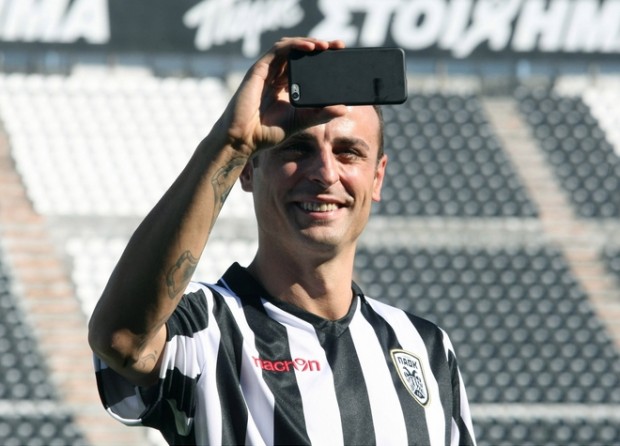 Η selfie του Μπερμπάτοφ και η παρακάμερα – ΒΙΝΤΕΟ