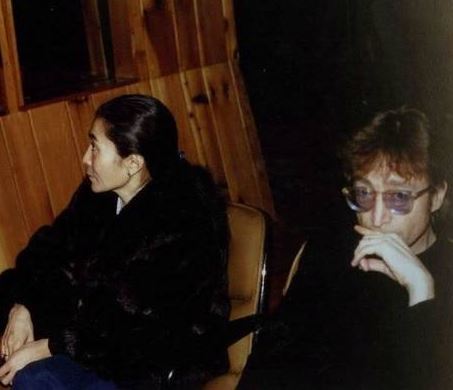 Σπάνιες φωτογραφίες του Τζον Λένον σε δημοπρασία -ΦΩΤΟ